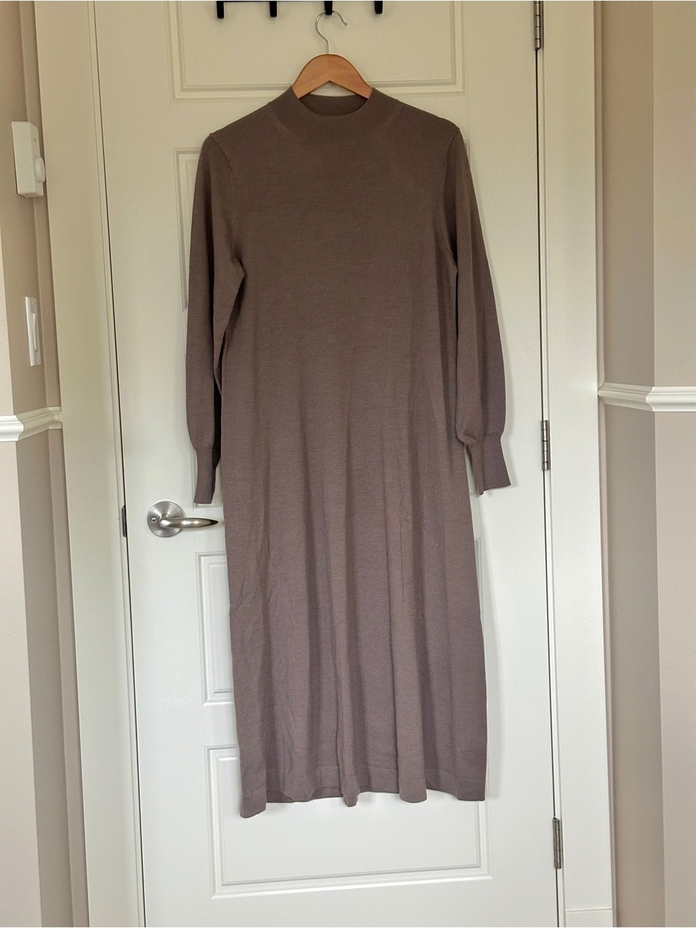 Uniqlo Taupe Long-Sleeve Wool Blend Knit Midi Dress